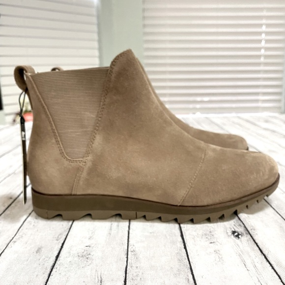 NWT SOREL Evie™ Pull-On - Picture 2 of 10